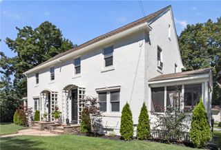 476 Providence Street, West Warwick, RI 02893