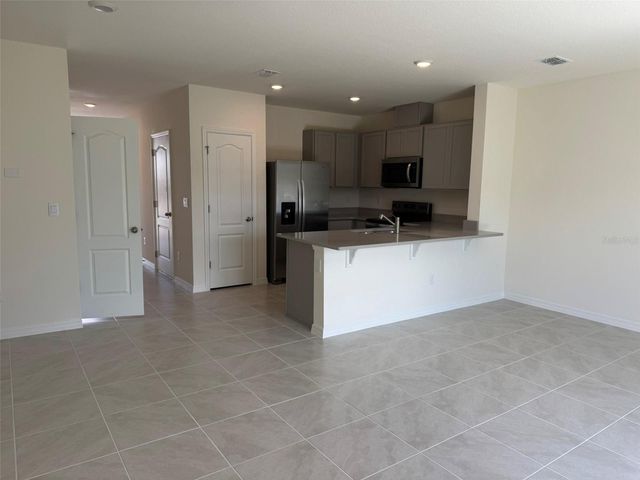 2151 LONGLEAF ROAD, Davenport, FL 33837