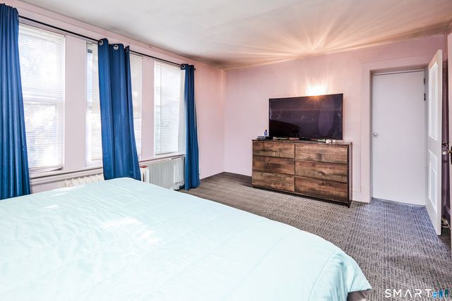 74 Harlem Avenue, Bridgeport, CT 06606