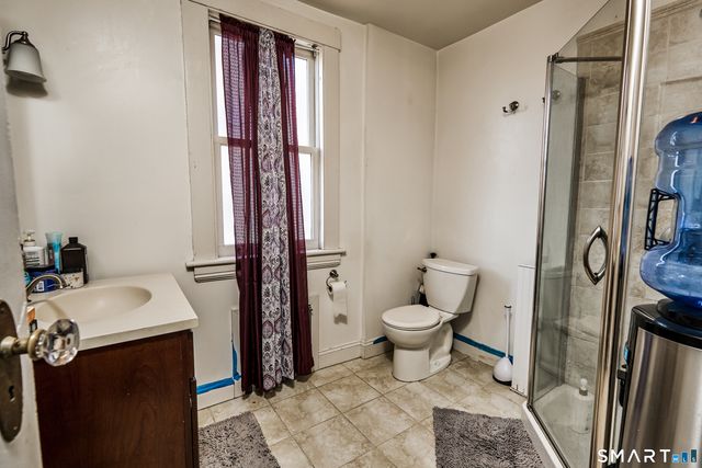 74 Harlem Avenue, Bridgeport, CT 06606