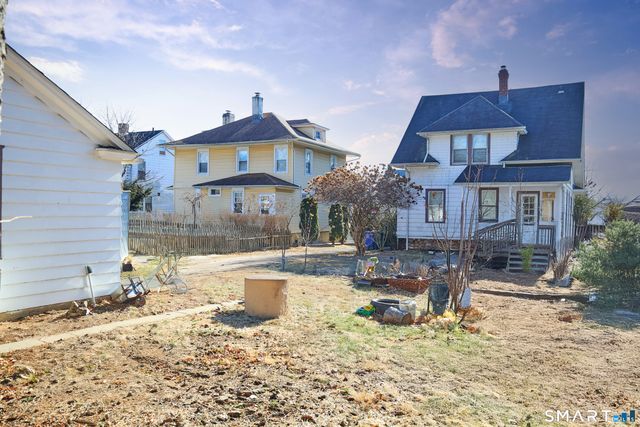 74 Harlem Avenue, Bridgeport, CT 06606