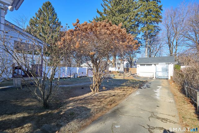 74 Harlem Avenue, Bridgeport, CT 06606