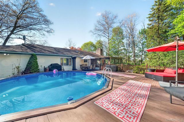 18 Patti Place, Hopewell Junction, NY 12533