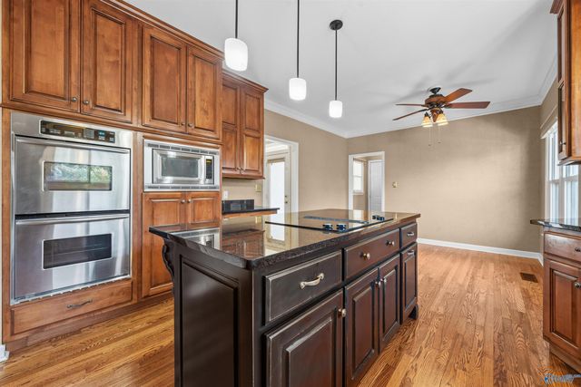 905 Whispering Pines Trail SW, Decatur, AL 35603