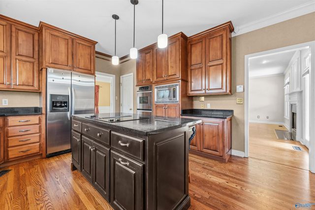 905 Whispering Pines Trail SW, Decatur, AL 35603