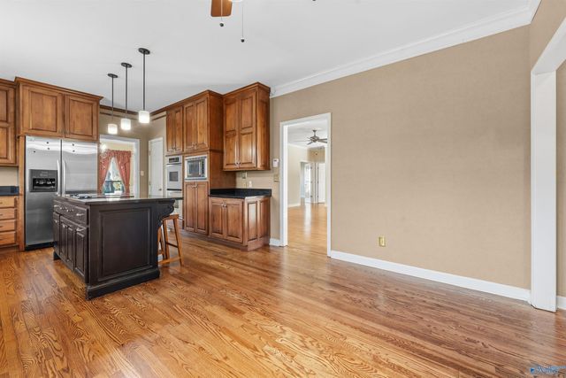 905 Whispering Pines Trail SW, Decatur, AL 35603