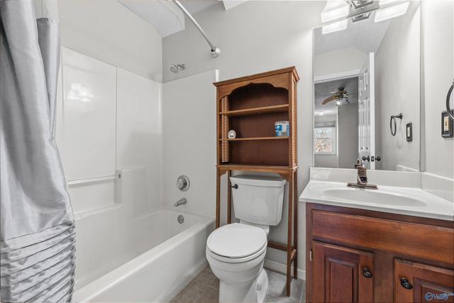 905 Whispering Pines Trail SW, Decatur, AL 35603