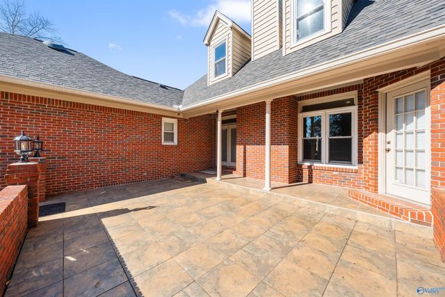 905 Whispering Pines Trail SW, Decatur, AL 35603