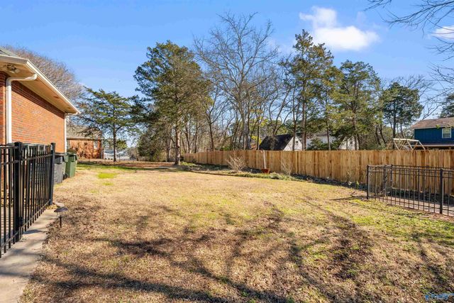 905 Whispering Pines Trail SW, Decatur, AL 35603