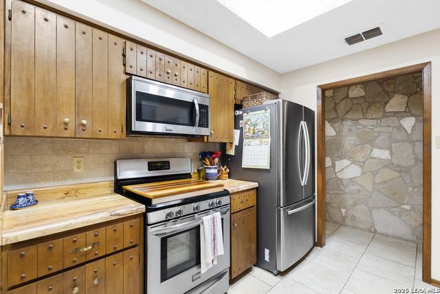 8419 Burwell, San Antonio, TX 78254