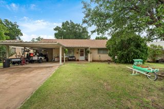 1509 DOUGLAS DRIVE, Iowa Park, TX 76367