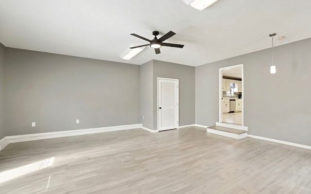 407 Ranch Rd, Portland, TN 37148