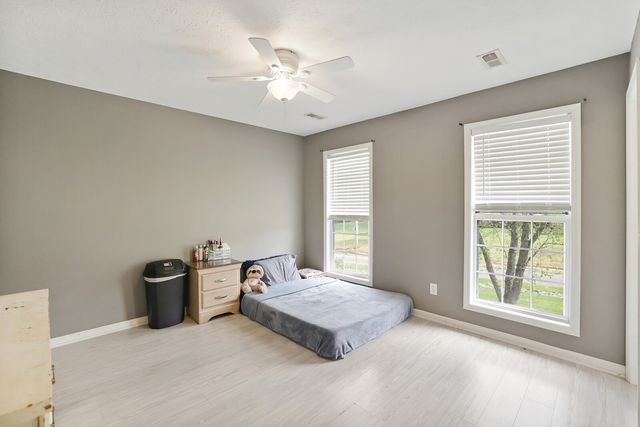 407 Ranch Rd, Portland, TN 37148
