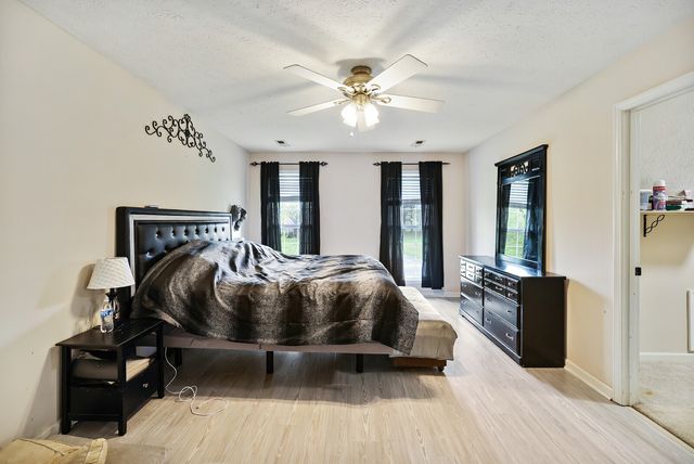 407 Ranch Rd, Portland, TN 37148