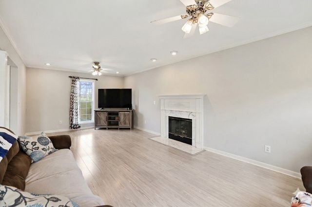 407 Ranch Rd, Portland, TN 37148
