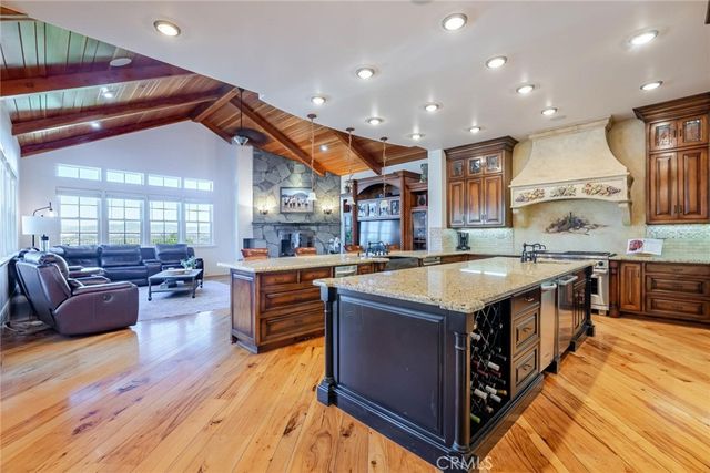 25532 Oak Meadow Drive, Valencia, CA 91381