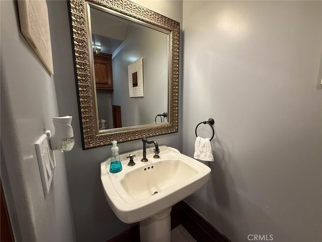 25532 Oak Meadow Drive, Valencia, CA 91381