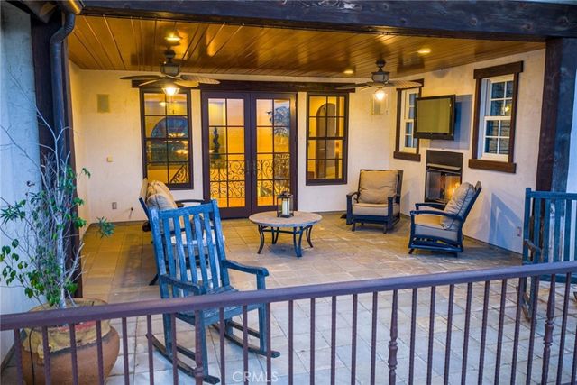 25532 Oak Meadow Drive, Valencia, CA 91381