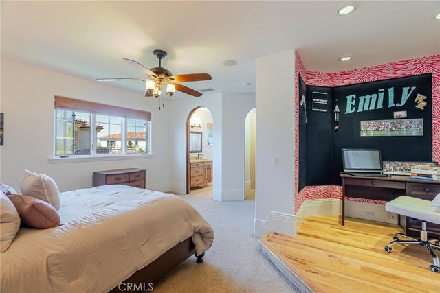 25532 Oak Meadow Drive, Valencia, CA 91381