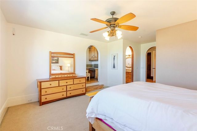 25532 Oak Meadow Drive, Valencia, CA 91381