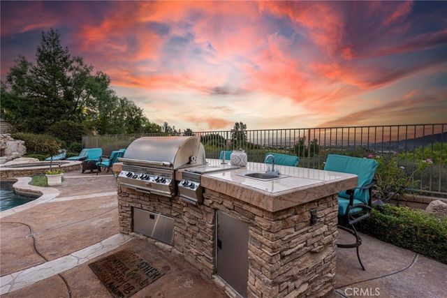 25532 Oak Meadow Drive, Valencia, CA 91381