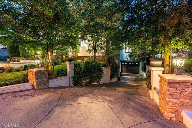 25532 Oak Meadow Drive, Valencia, CA 91381