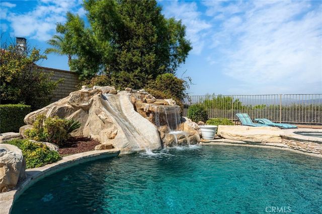 25532 Oak Meadow Drive, Valencia, CA 91381