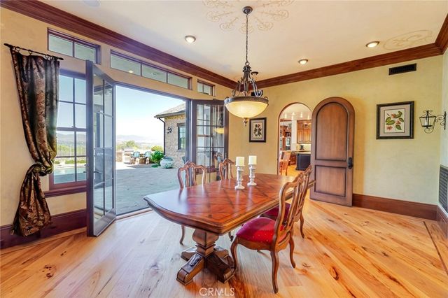 25532 Oak Meadow Drive, Valencia, CA 91381