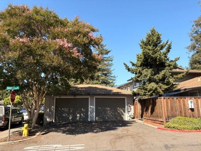 38030 Dundee Common, Fremont, CA 94536