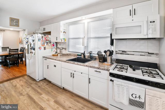 113 1ST, Lindenwold, NJ 08021