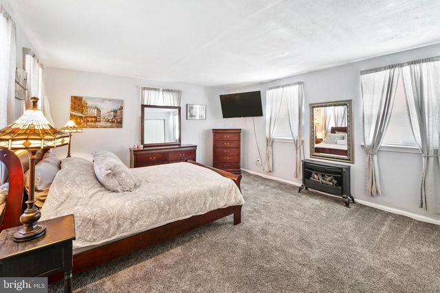 113 1ST, Lindenwold, NJ 08021