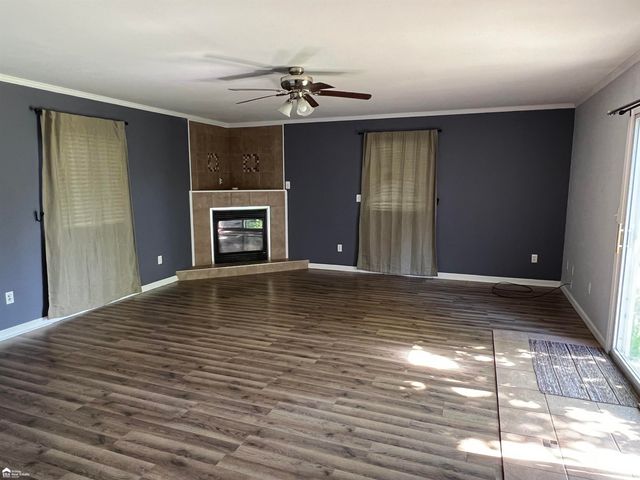 835 Southwood Dr Drive, Fenton, MI 48430