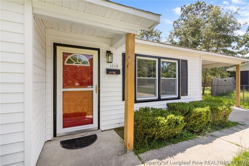 1719 Merry Oaks Drive, Fayetteville, NC 28304 — photo 5