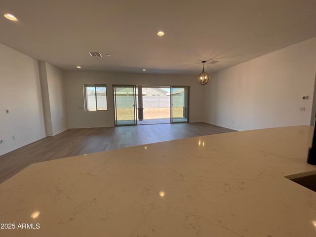 16162 W QUESTA Drive, Surprise, AZ 85387