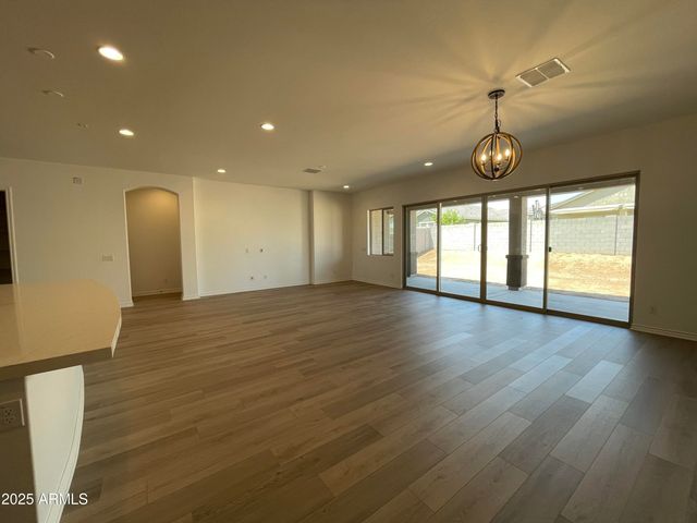 16162 W QUESTA Drive, Surprise, AZ 85387