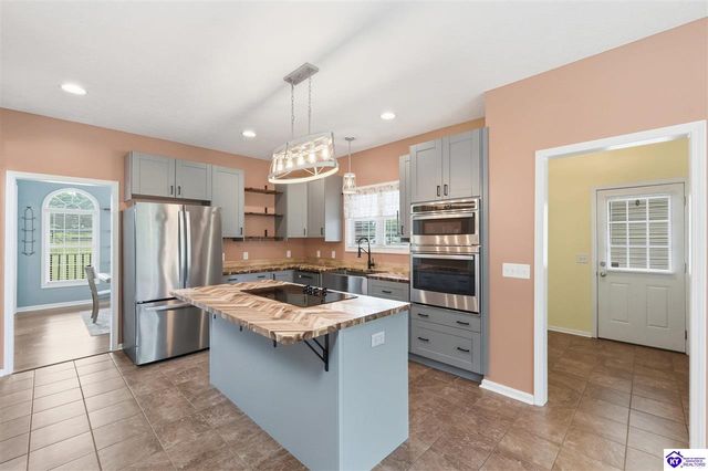 3562 Hardinsburg Road, Cecilia, KY 42724