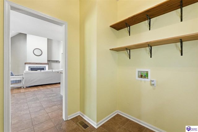 3562 Hardinsburg Road, Cecilia, KY 42724