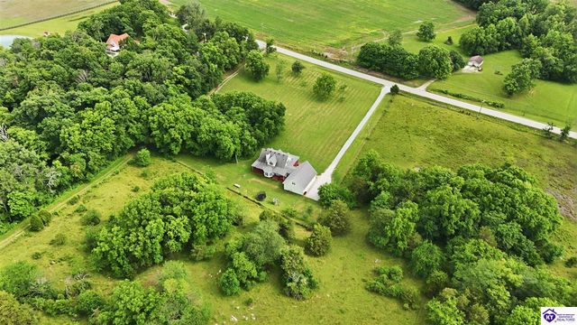 3562 Hardinsburg Road, Cecilia, KY 42724