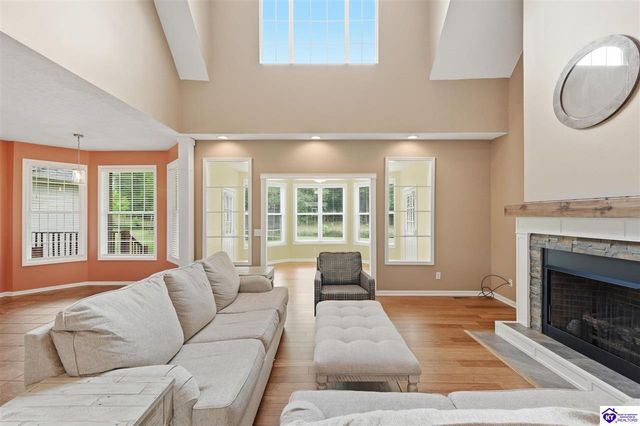 3562 Hardinsburg Road, Cecilia, KY 42724