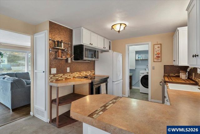 2629 Lansing Av NE, Salem, OR 97301