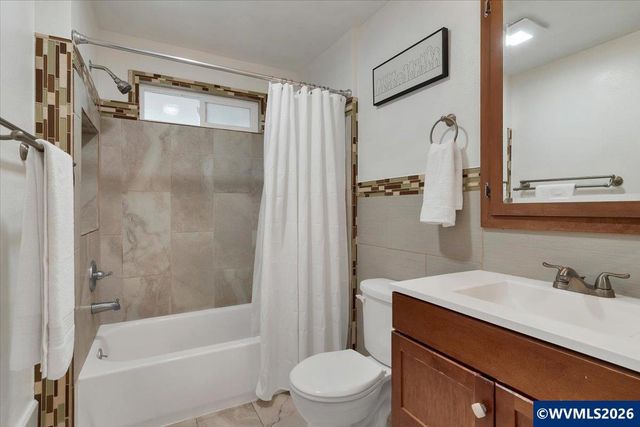 2629 Lansing Av NE, Salem, OR 97301