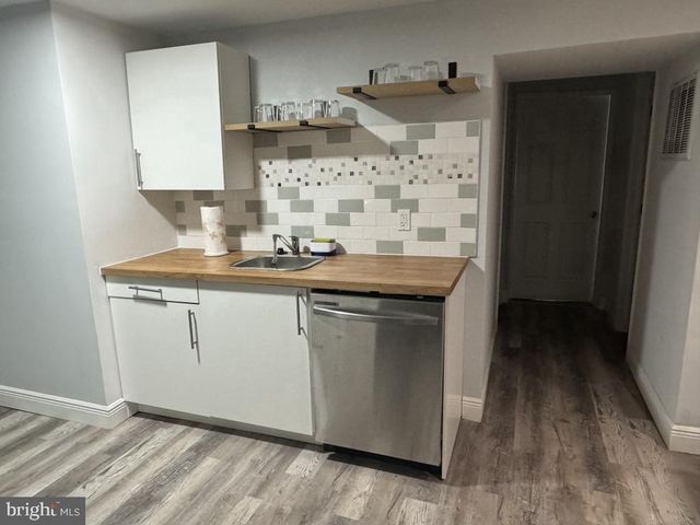 510 67TH PL, Capitol Heights, MD 20743