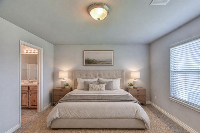 19108 Vea Drive, Edmond, OK 73012