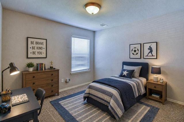 19108 Vea Drive, Edmond, OK 73012