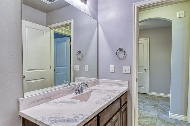 19108 Vea Drive, Edmond, OK 73012