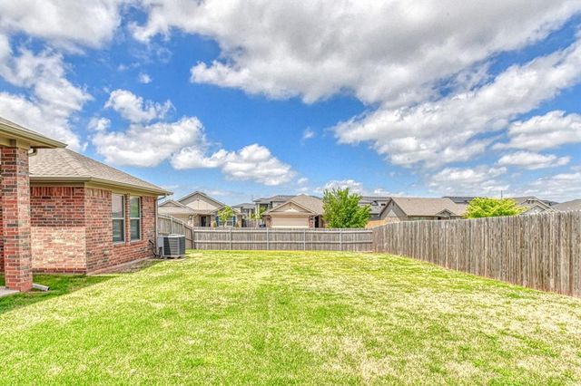 19108 Vea Drive, Edmond, OK 73012
