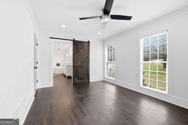 9785 La View Circle, Roswell, GA 30075
