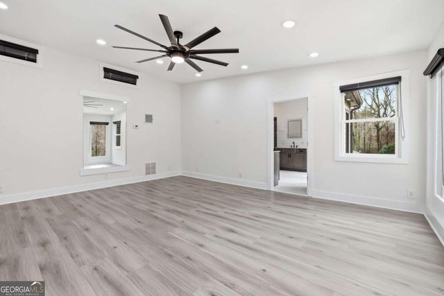 9785 La View Circle, Roswell, GA 30075