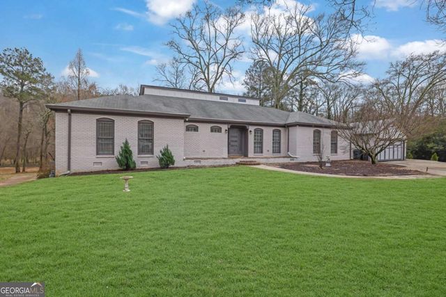 9785 La View Circle, Roswell, GA 30075