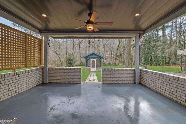 9785 La View Circle, Roswell, GA 30075